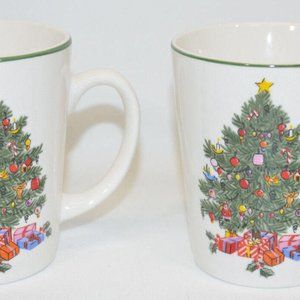 Gibson Stoneware Noel Coffee Cup Mug White 9 oz Christmas Tree Set of 2